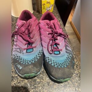 💥 Buy 2 get 1 Free 💥 Inov8 Lite 185